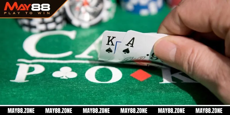 Kinh nghiệm chơi poker bất bại, hiệu quả từ cao thủ MAY88 1 Khái quát về tựa game Poker đang gây bão hiện nay